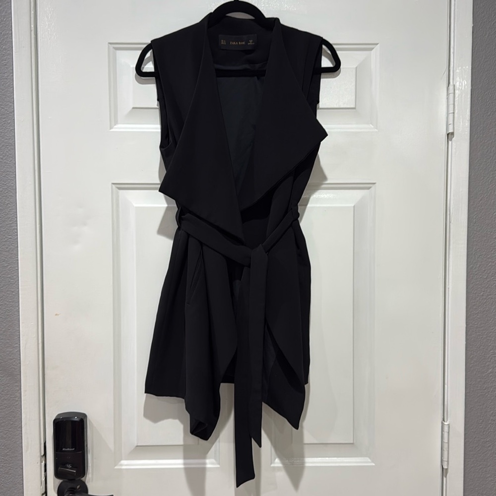 Zara Black Sleeveless Draped Belted Vest